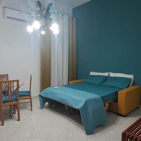 Апартаменты Mendozza House Неаполь Экстерьер фото